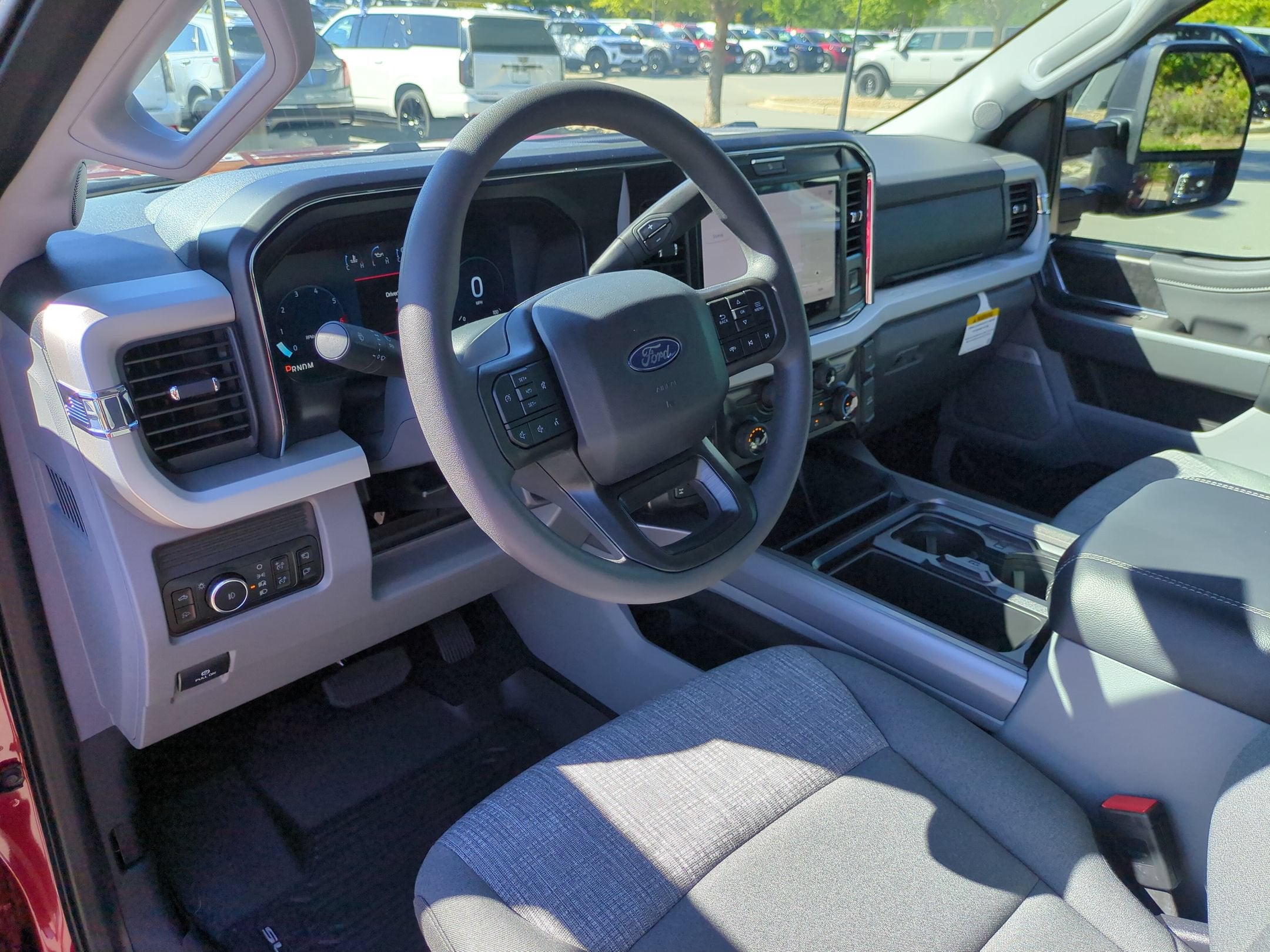 2027 Ford Super Duty F-250 SRW XLT
