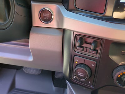 2027 Ford Super Duty F-250 SRW XLT