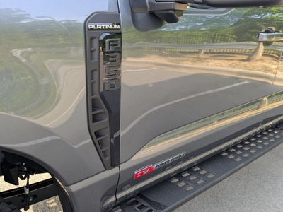 2026 Ford Super Duty F-350 SRW Platinum