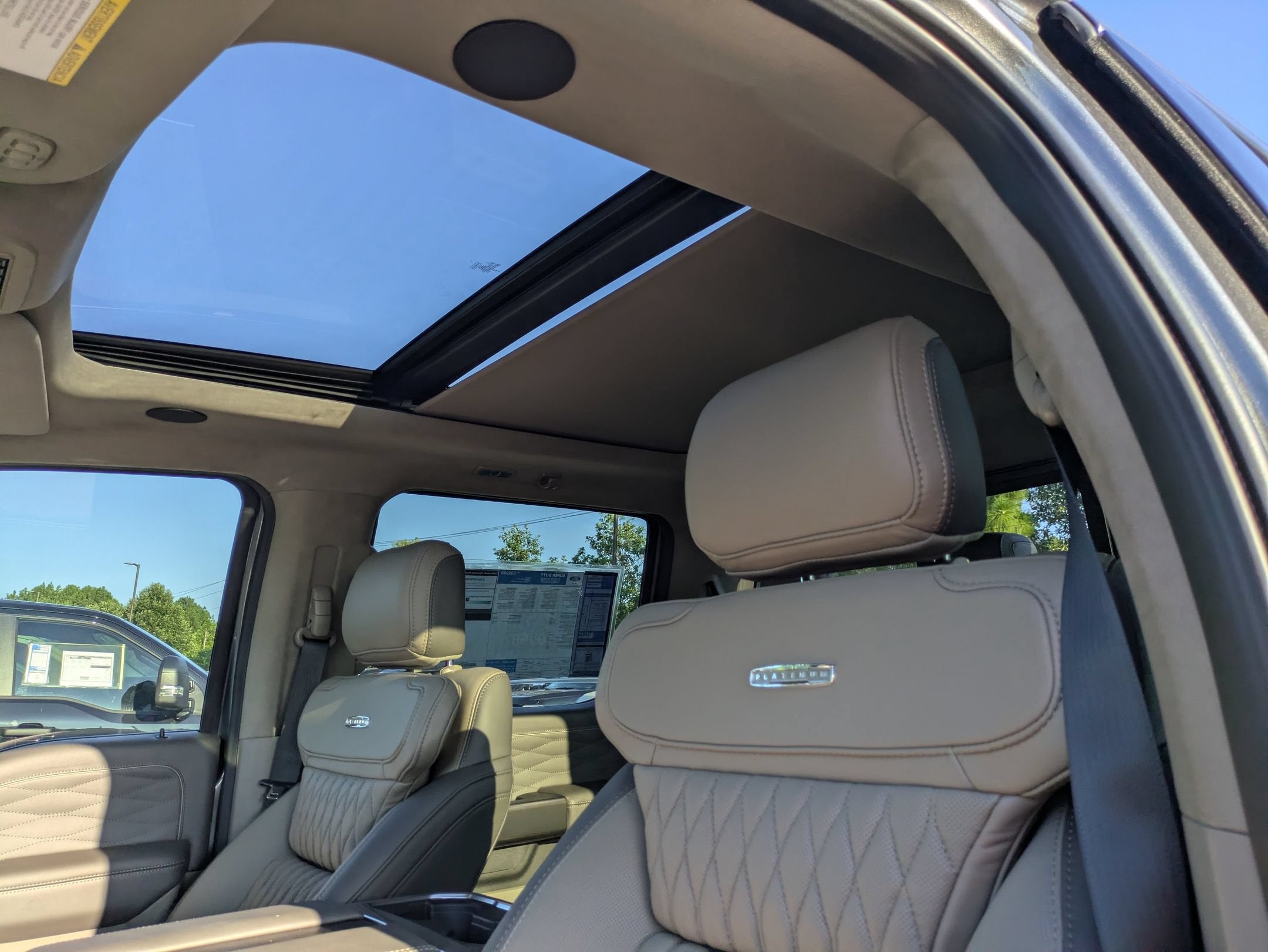 2026 Ford Super Duty F-350 SRW Platinum