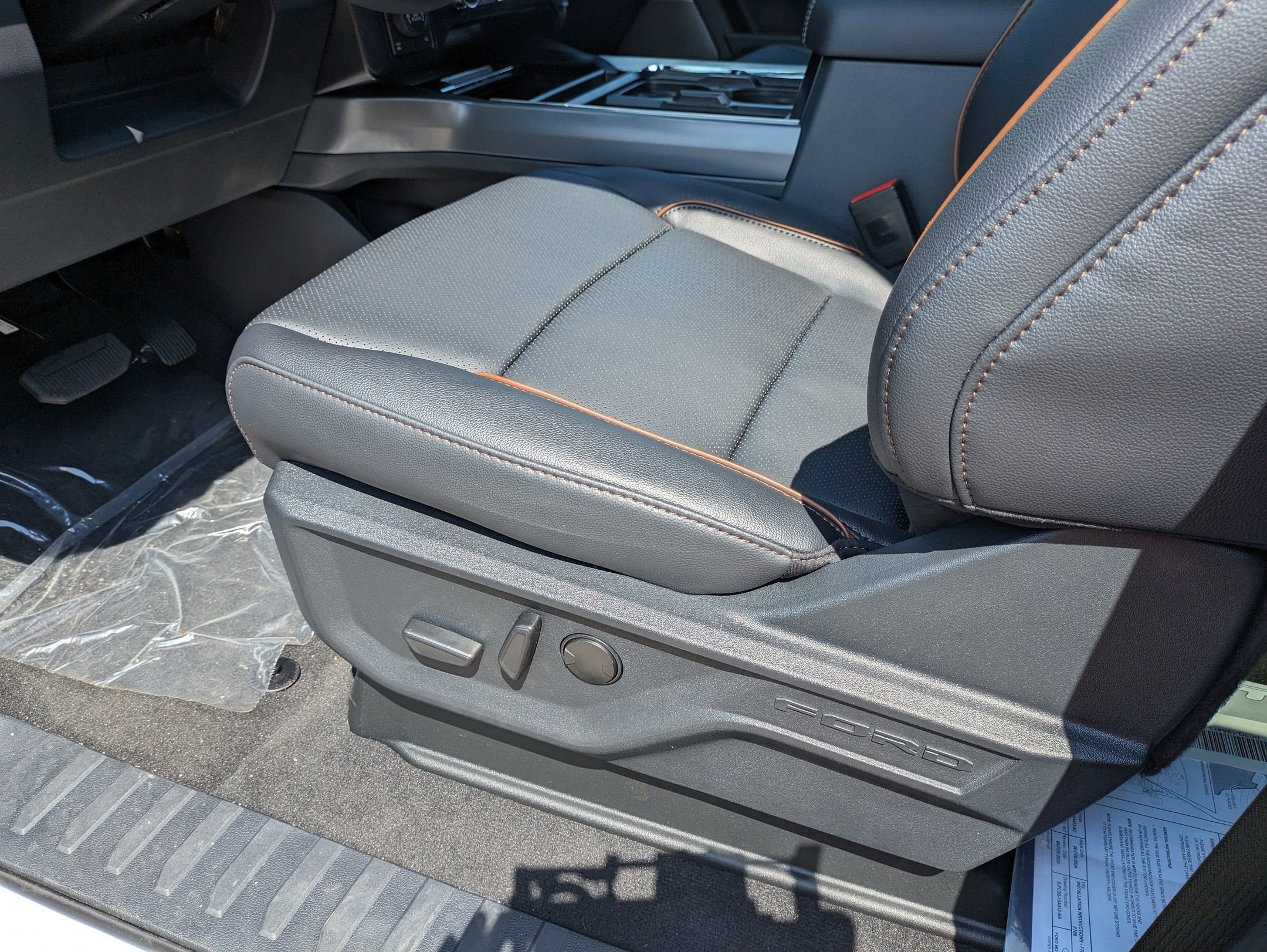 2025 Ford Super Duty F-350 SRW LARIAT