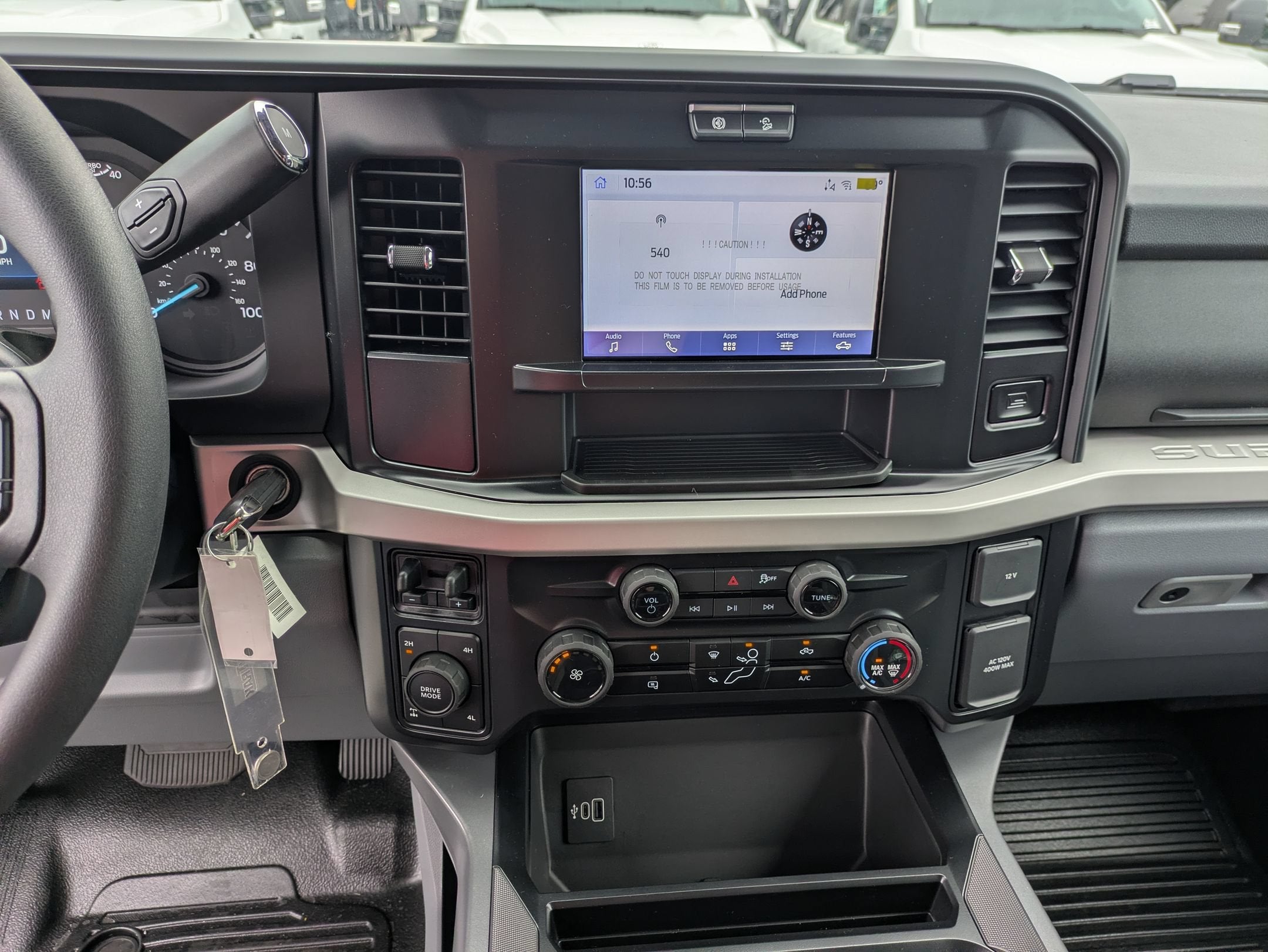 2027 Ford Super Duty F-350 SRW XLT