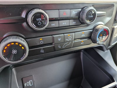 2026 Ford Super Duty F-350 SRW XLT