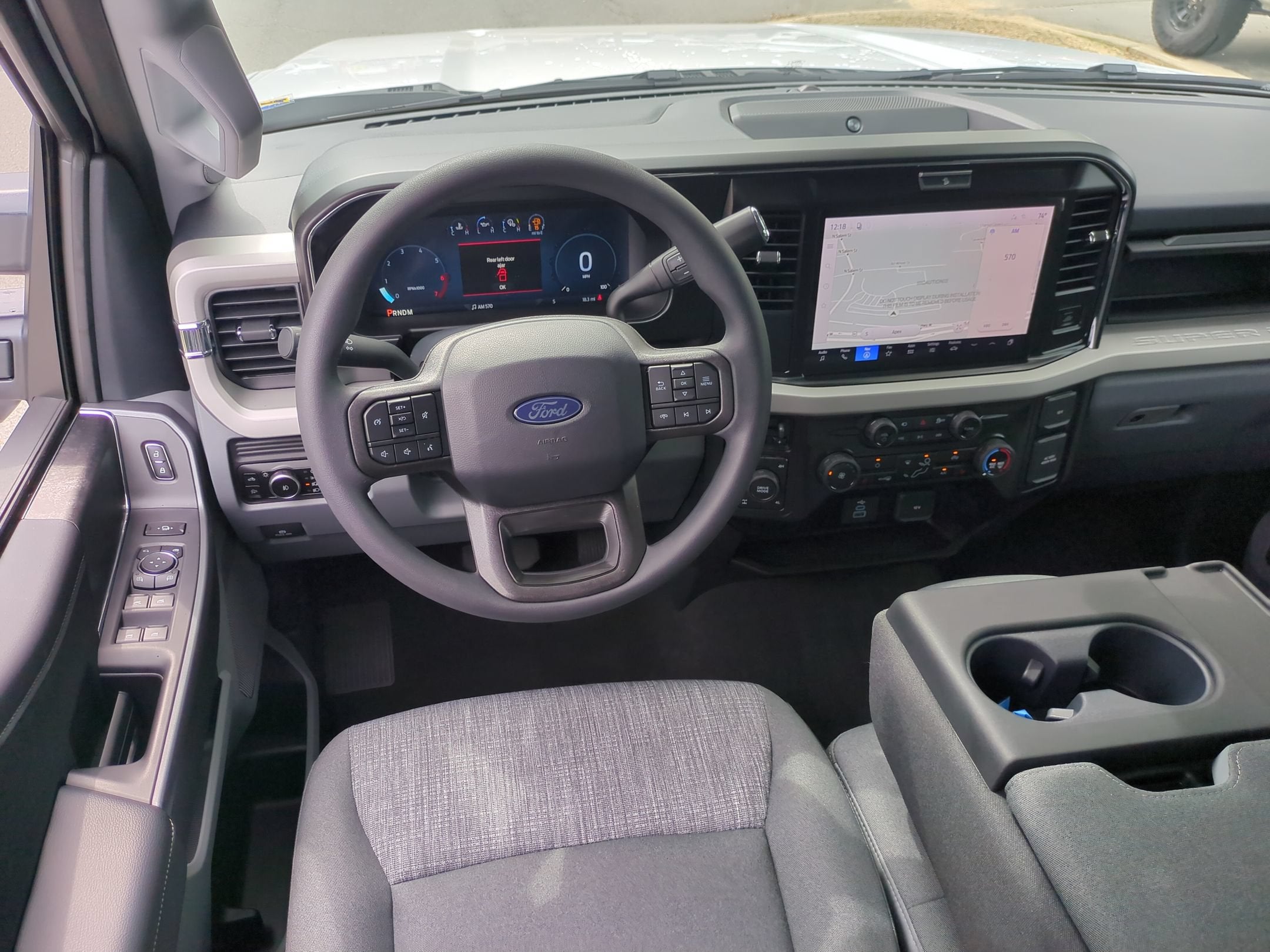 2027 Ford Super Duty F-350 SRW XLT