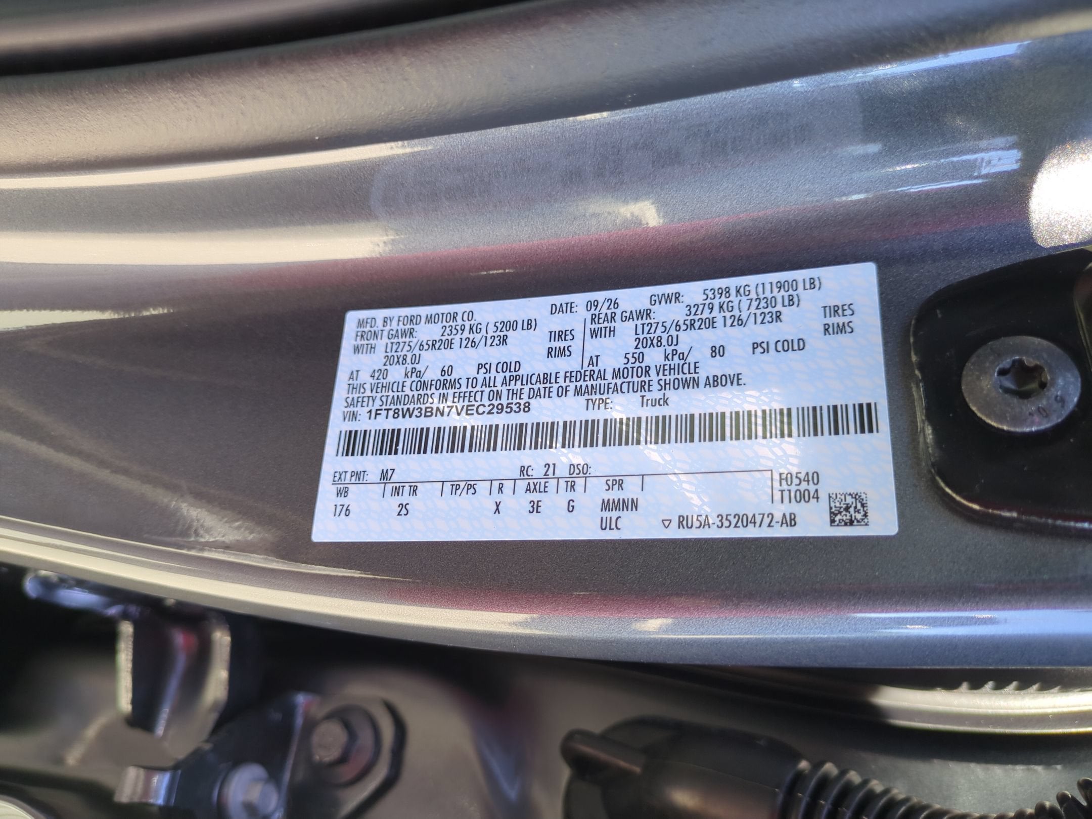 2027 Ford Super Duty F-350 SRW XLT