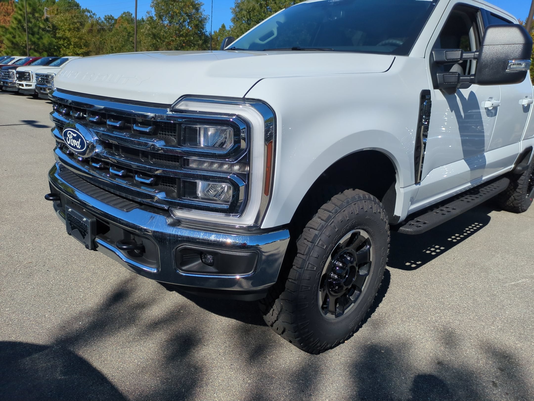 2027 Ford Super Duty F-350 SRW XLT