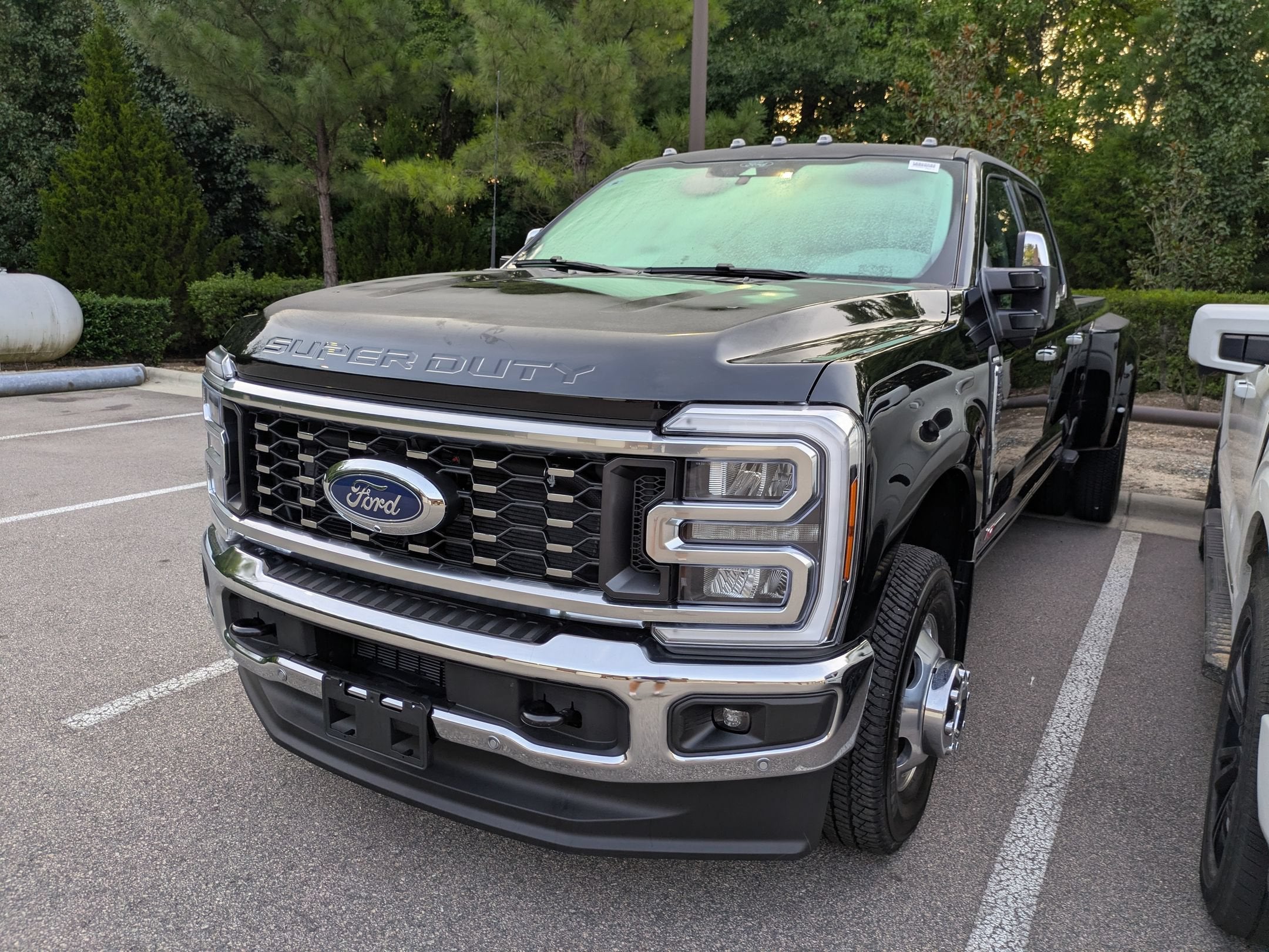 2026 Ford Super Duty F-350 DRW LARIAT