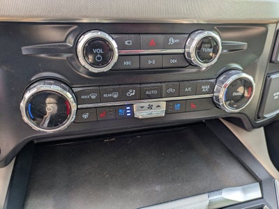 2025 Ford Super Duty F-450 DRW Platinum