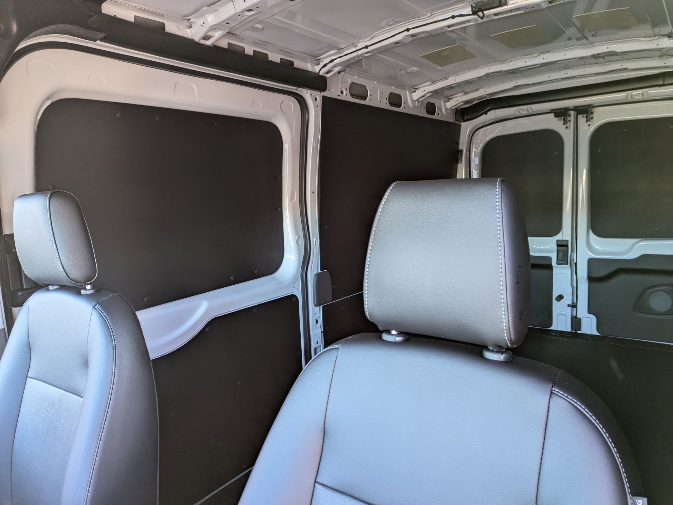 2026 Ford Transit Cargo Van Base