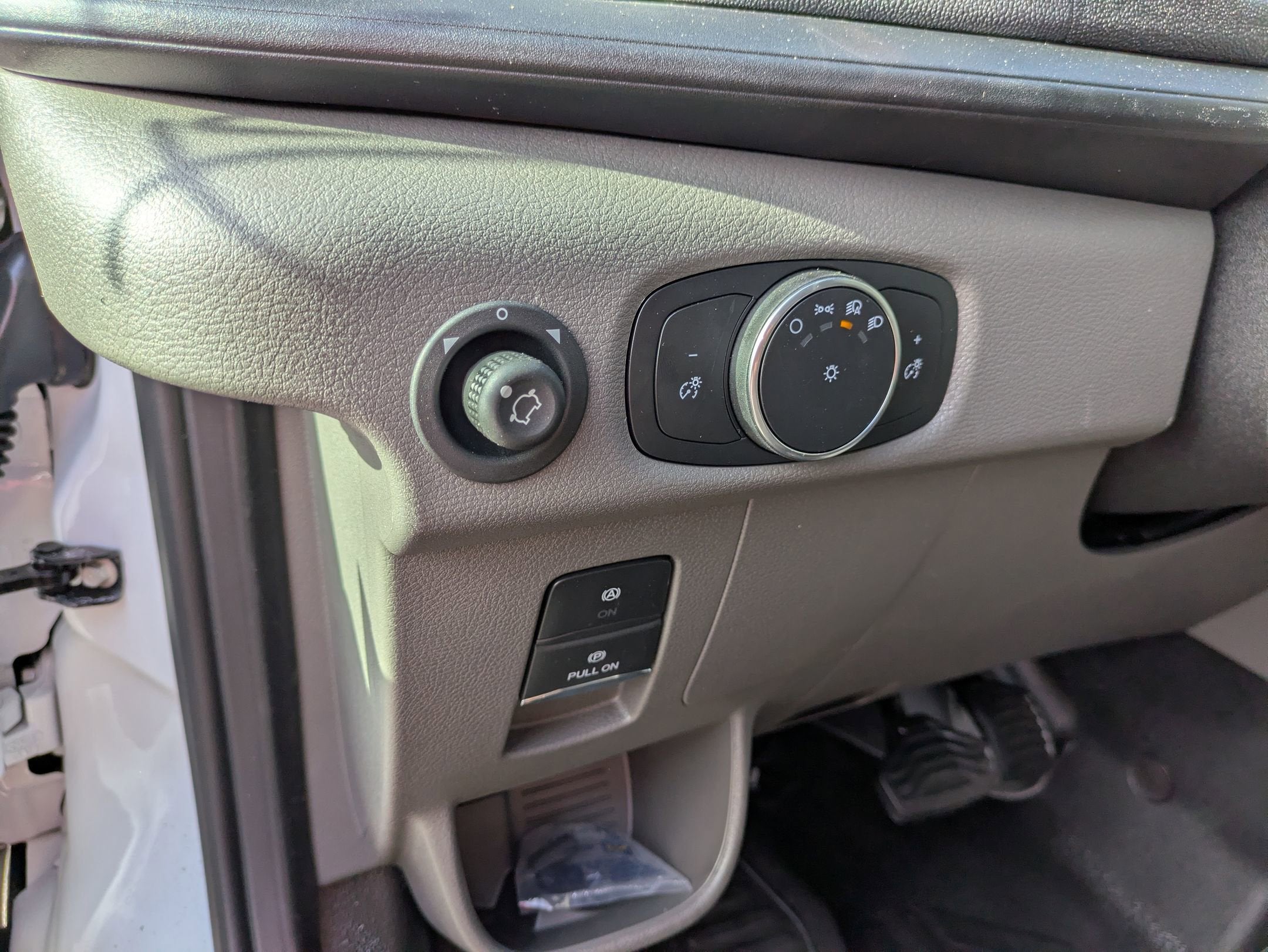 2026 Ford Transit Cargo Van Base
