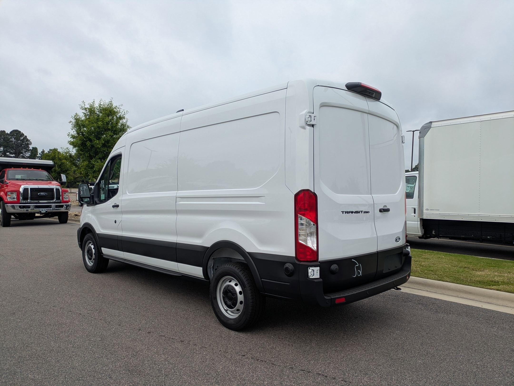 2026 Ford Transit Cargo Van Base