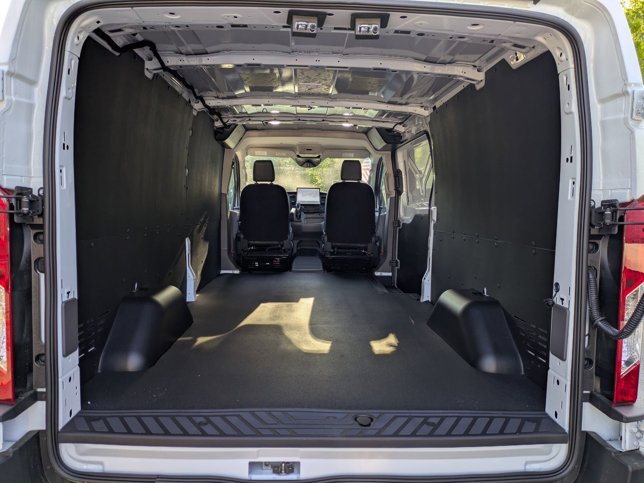 2026 Ford Transit Cargo Van Base