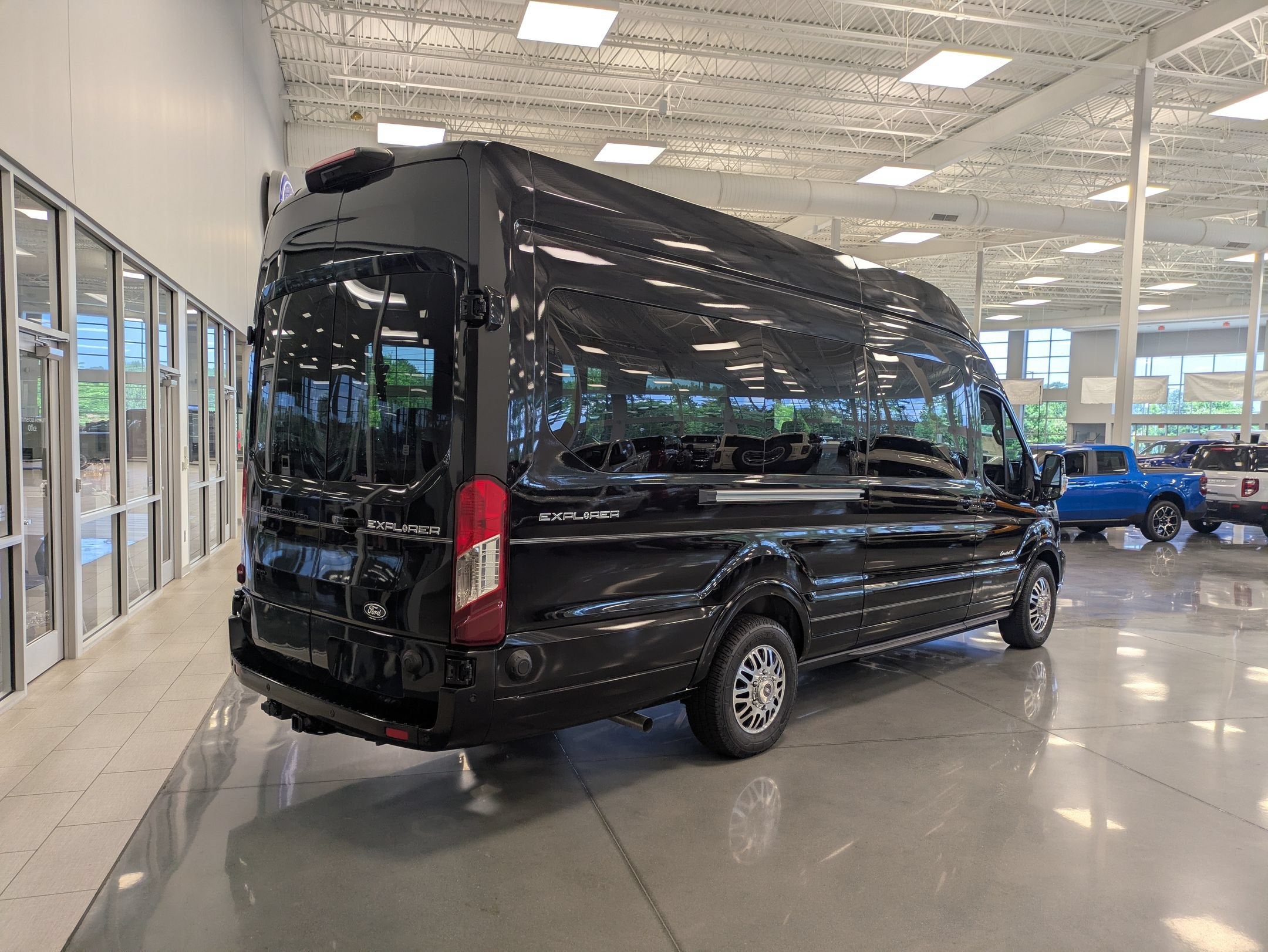 2026 Ford Transit Cargo Van Base
