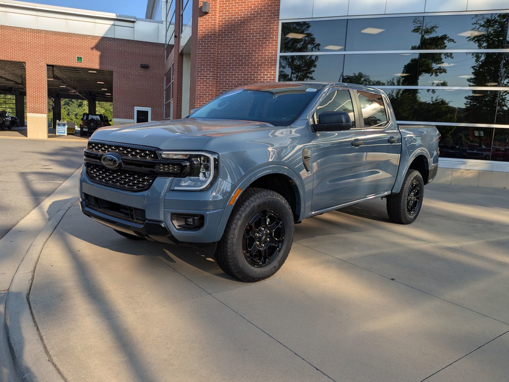 2025 Ford Ranger XLT - Crossroads Courtesy Demo