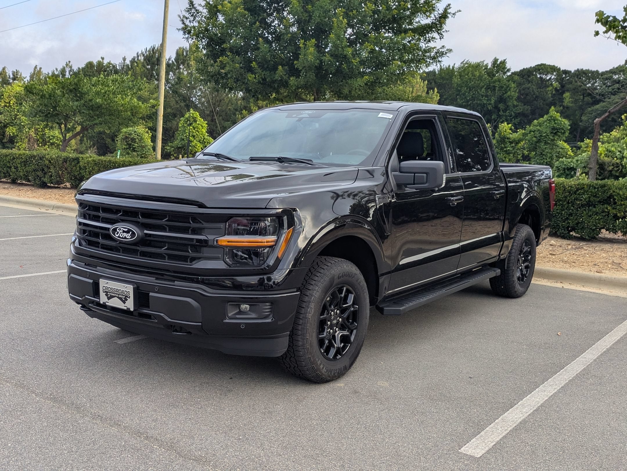 2026 Ford F-150 XLT - Crossroads Courtesy Demo