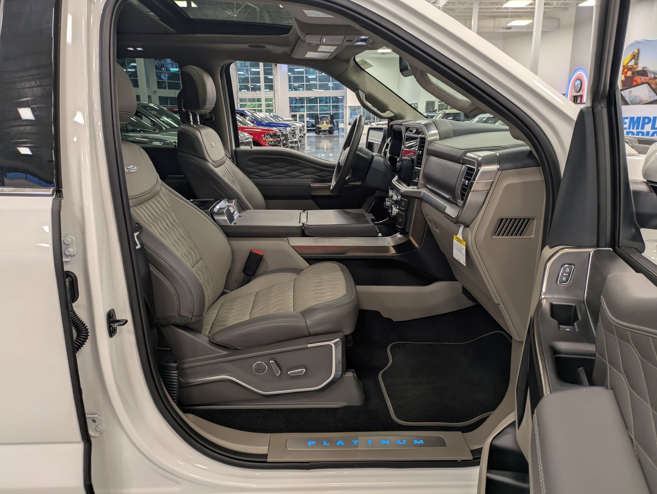 2026 Ford F-150 Platinum - Crossroads Courtesy Demo