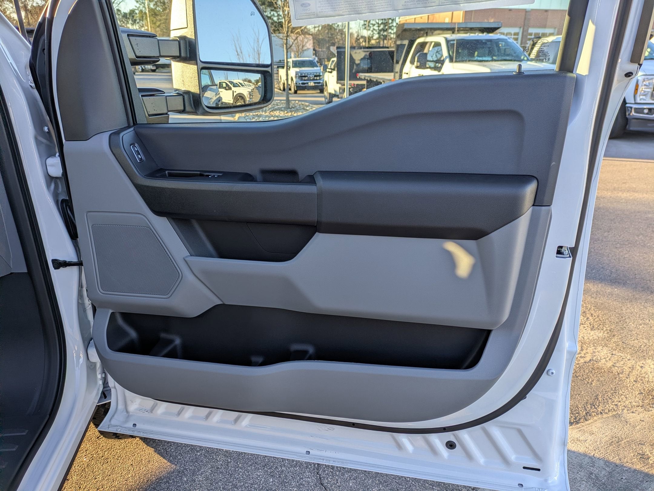 2026 Ford Super Duty F-350 SRW XL