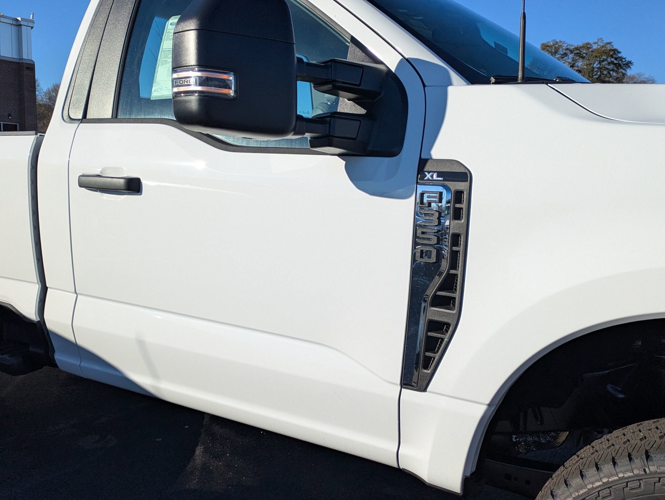 2026 Ford Super Duty F-350 SRW XL