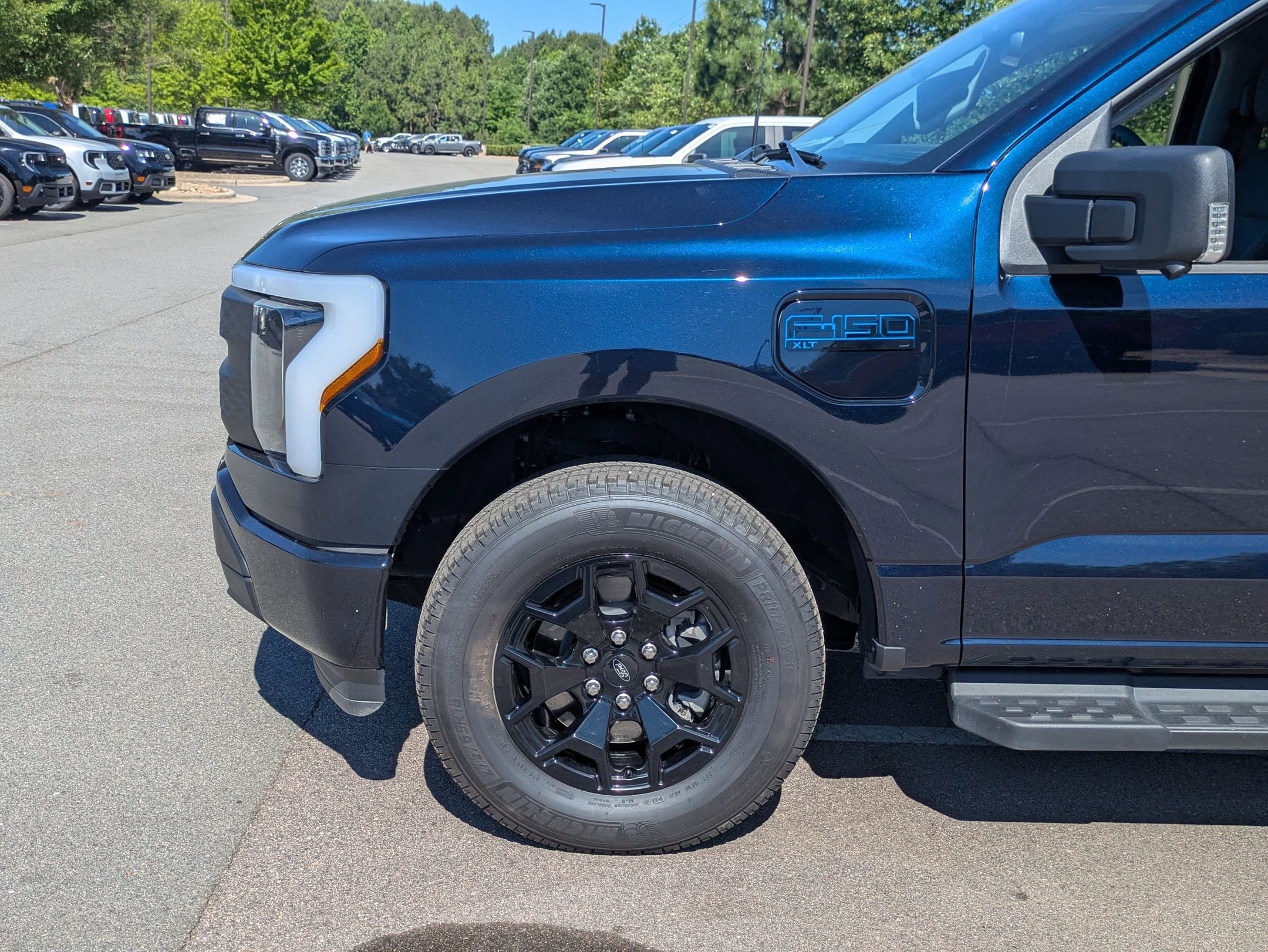 2025 Ford F-150 Lightning XLT