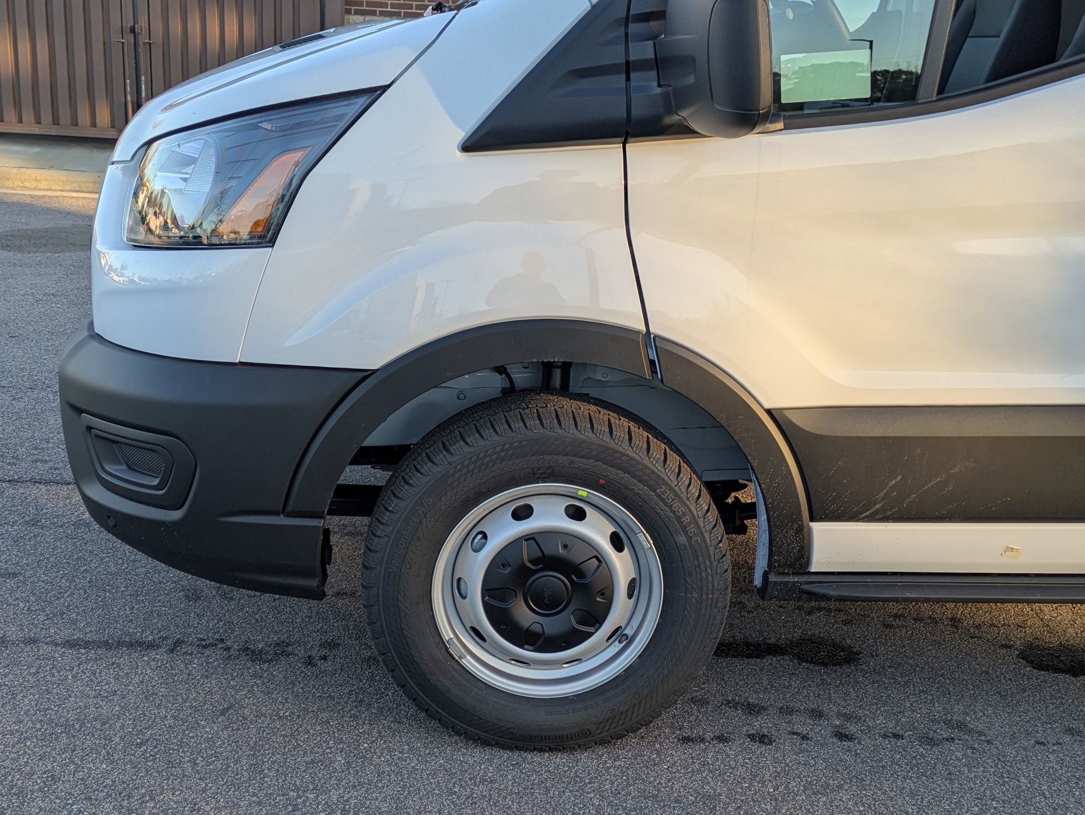 2026 Ford Transit Cargo Van T-150 130" Low Rf 8800 GVWR RWD