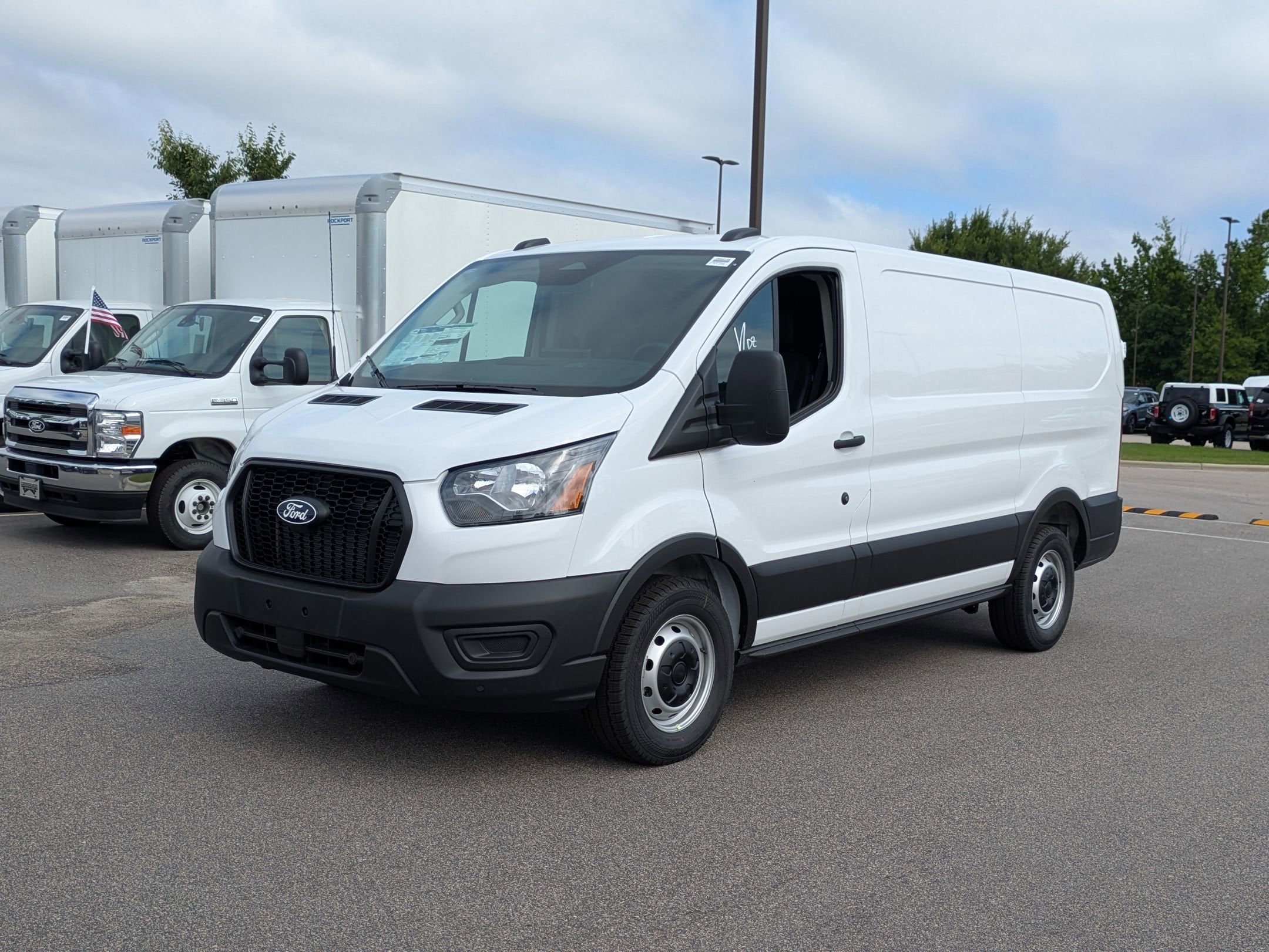 2026 Ford Transit Cargo Van Base