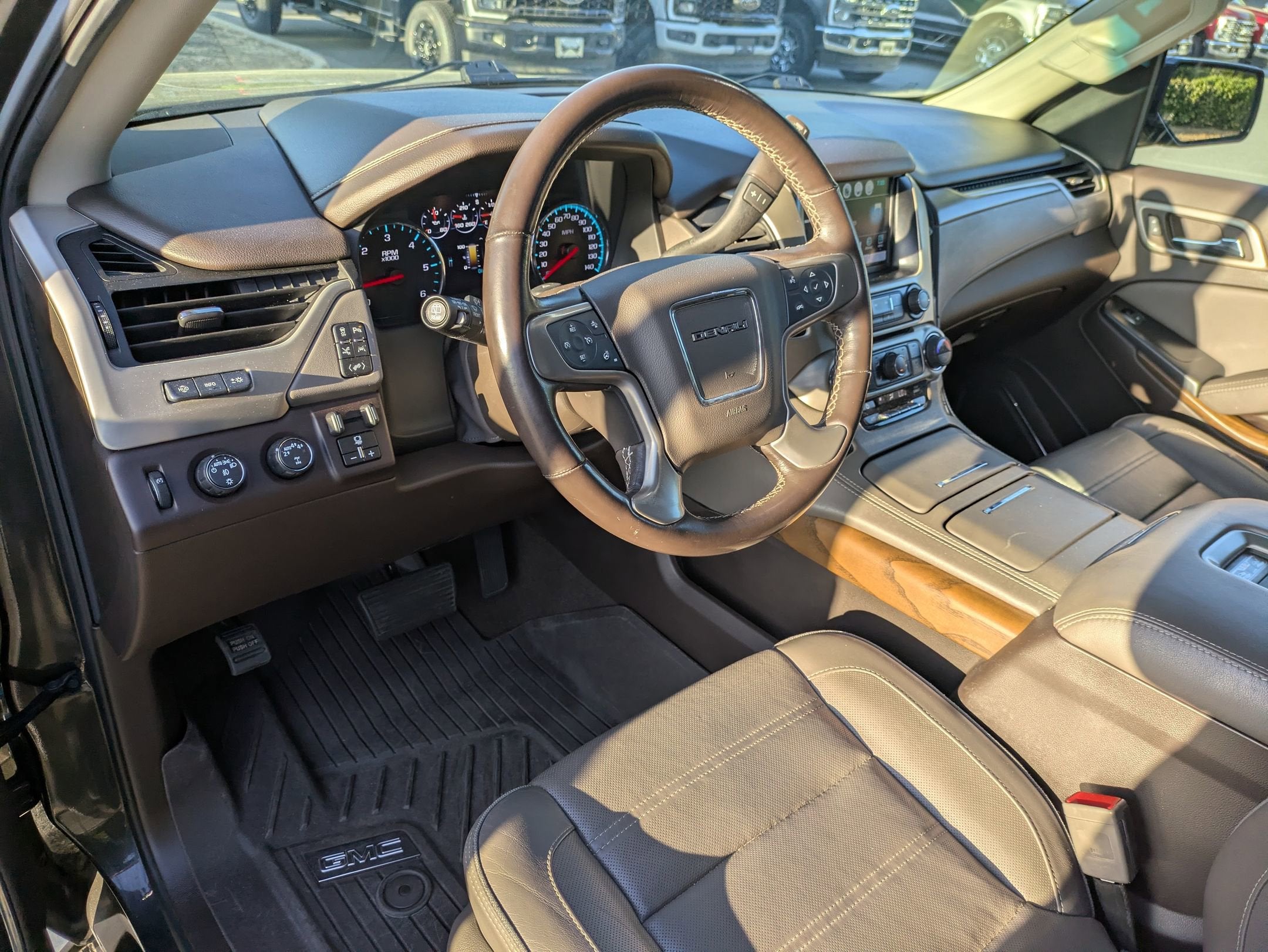 2020 GMC Yukon Denali