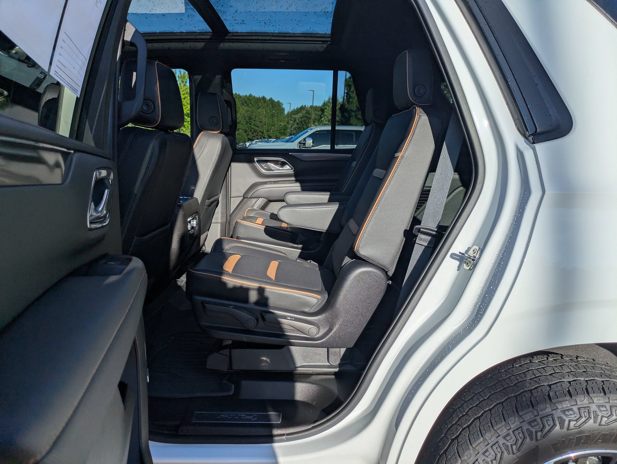 2024 GMC Yukon AT4