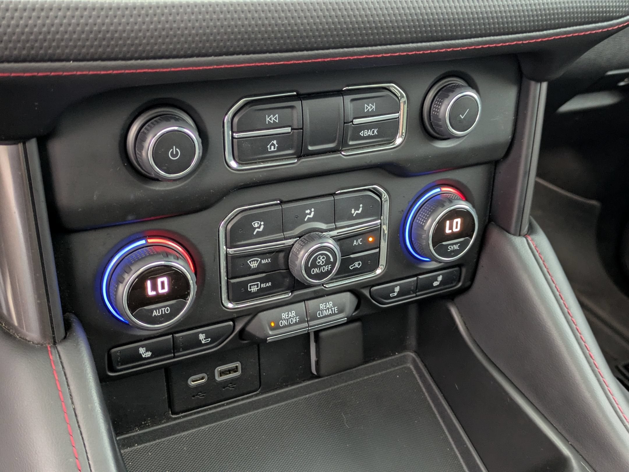 2021 Chevrolet Tahoe RST