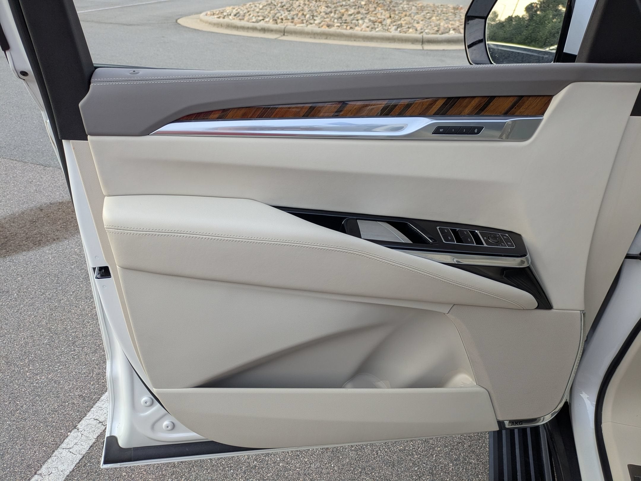 2025 Cadillac Escalade ESV 4WD Sport Platinum