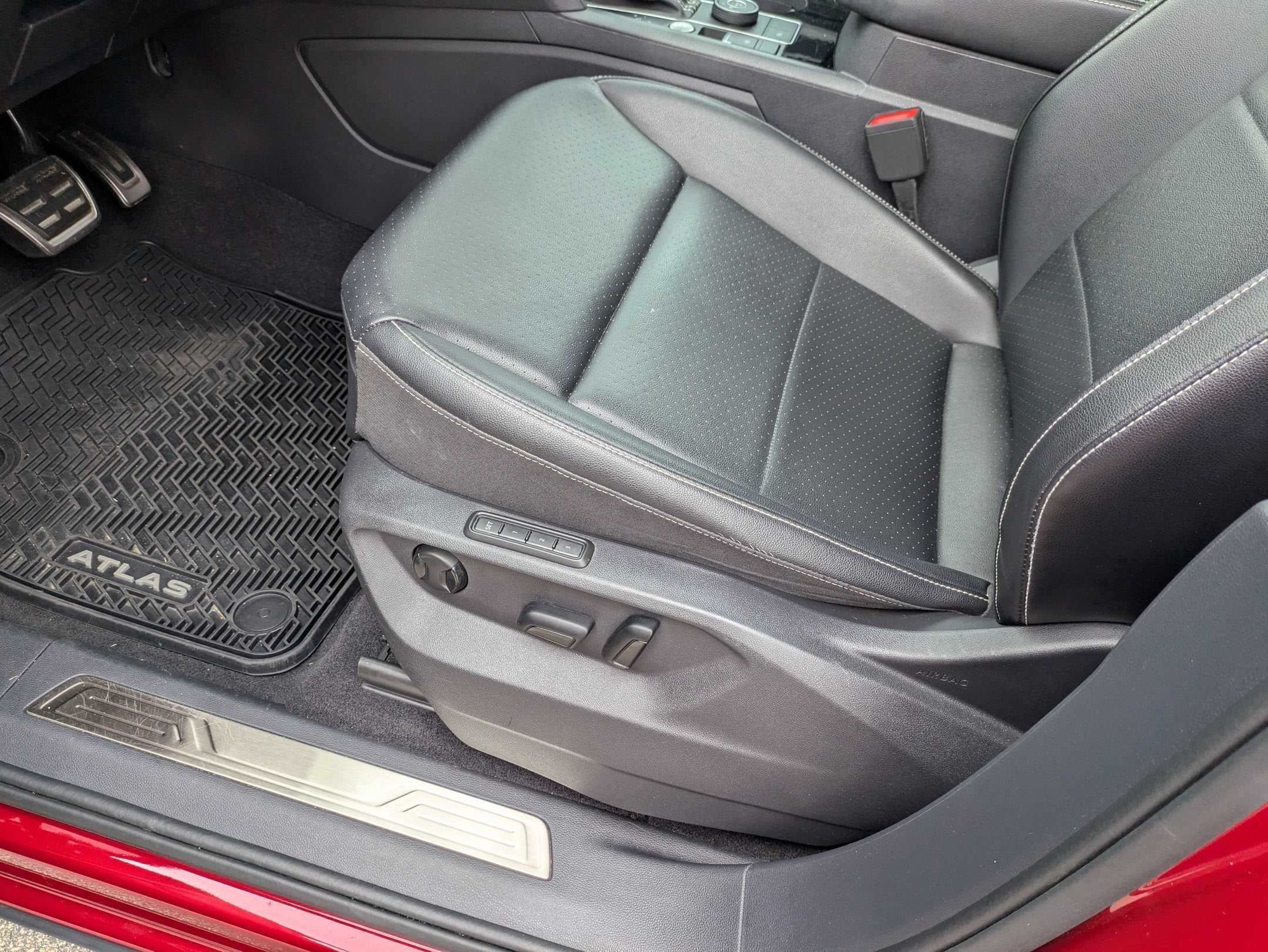 2022 Volkswagen Atlas 3.6L V6 SEL R-Line