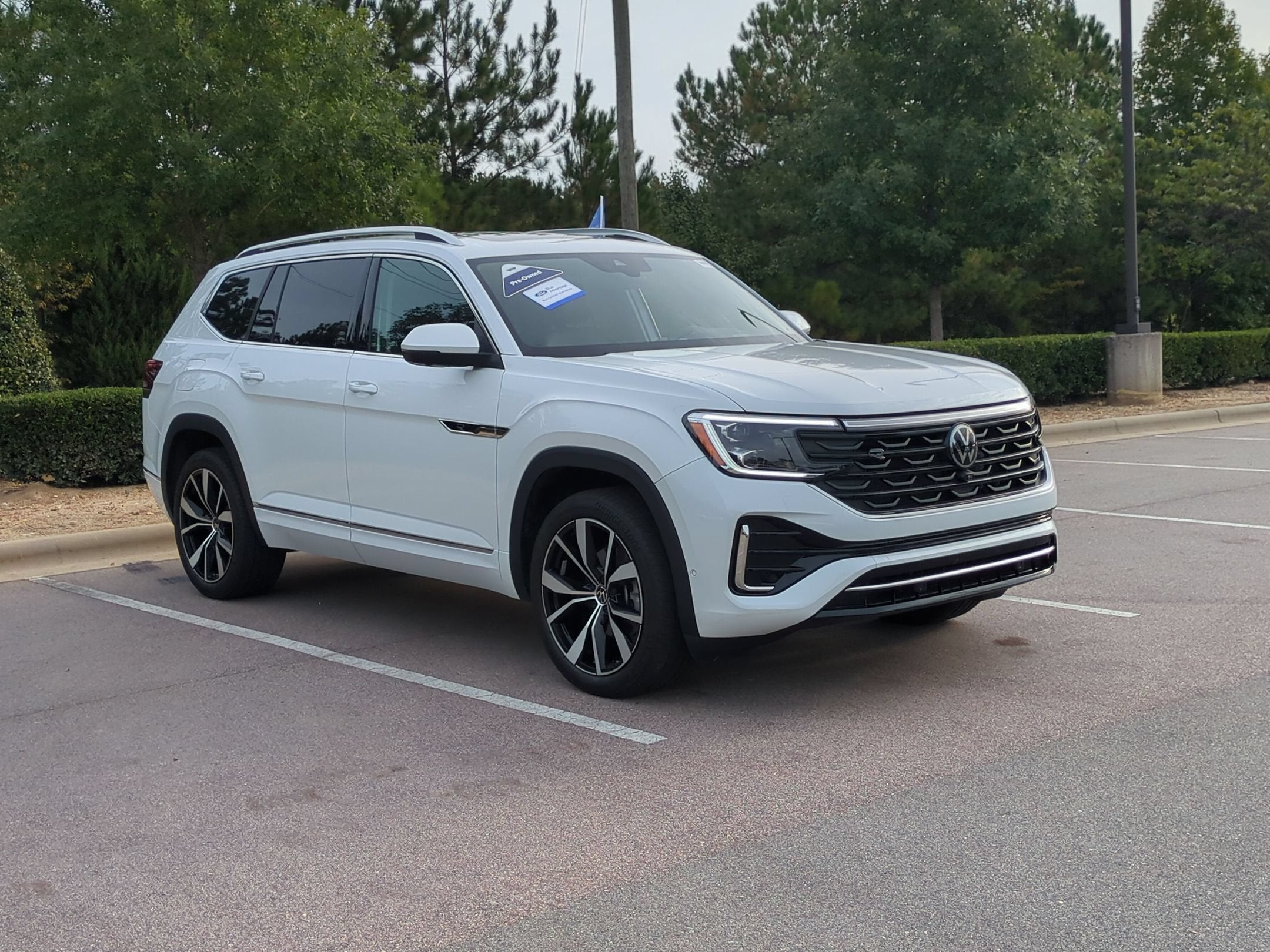 2024 Volkswagen Atlas 2.0T SEL Premium R-Line
