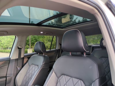 2024 Volkswagen Atlas 2.0T SEL Premium R-Line