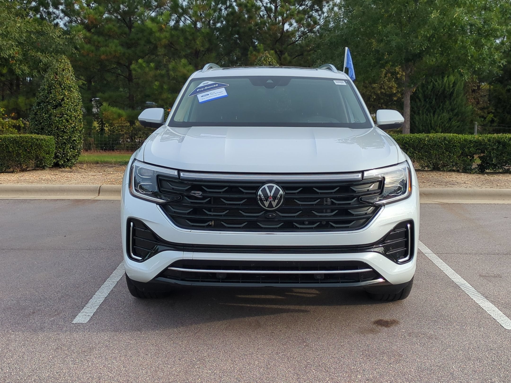 2024 Volkswagen Atlas 2.0T SEL Premium R-Line