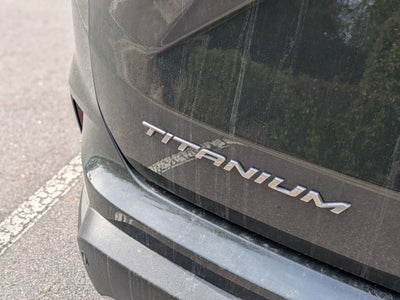 2023 Ford Edge Titanium
