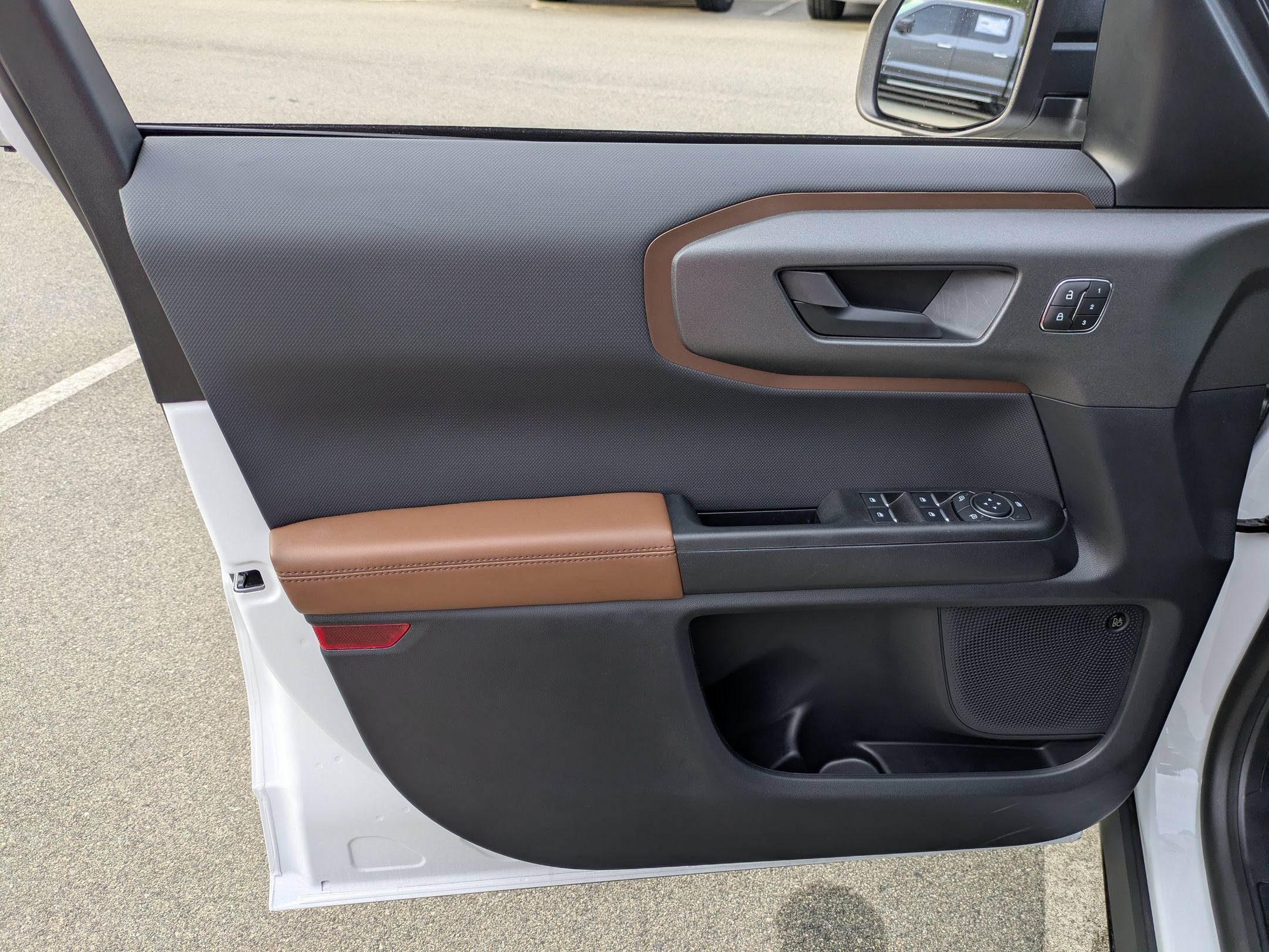 2026 Ford Bronco Sport Outer Banks - Crossroads Courtesy Demo