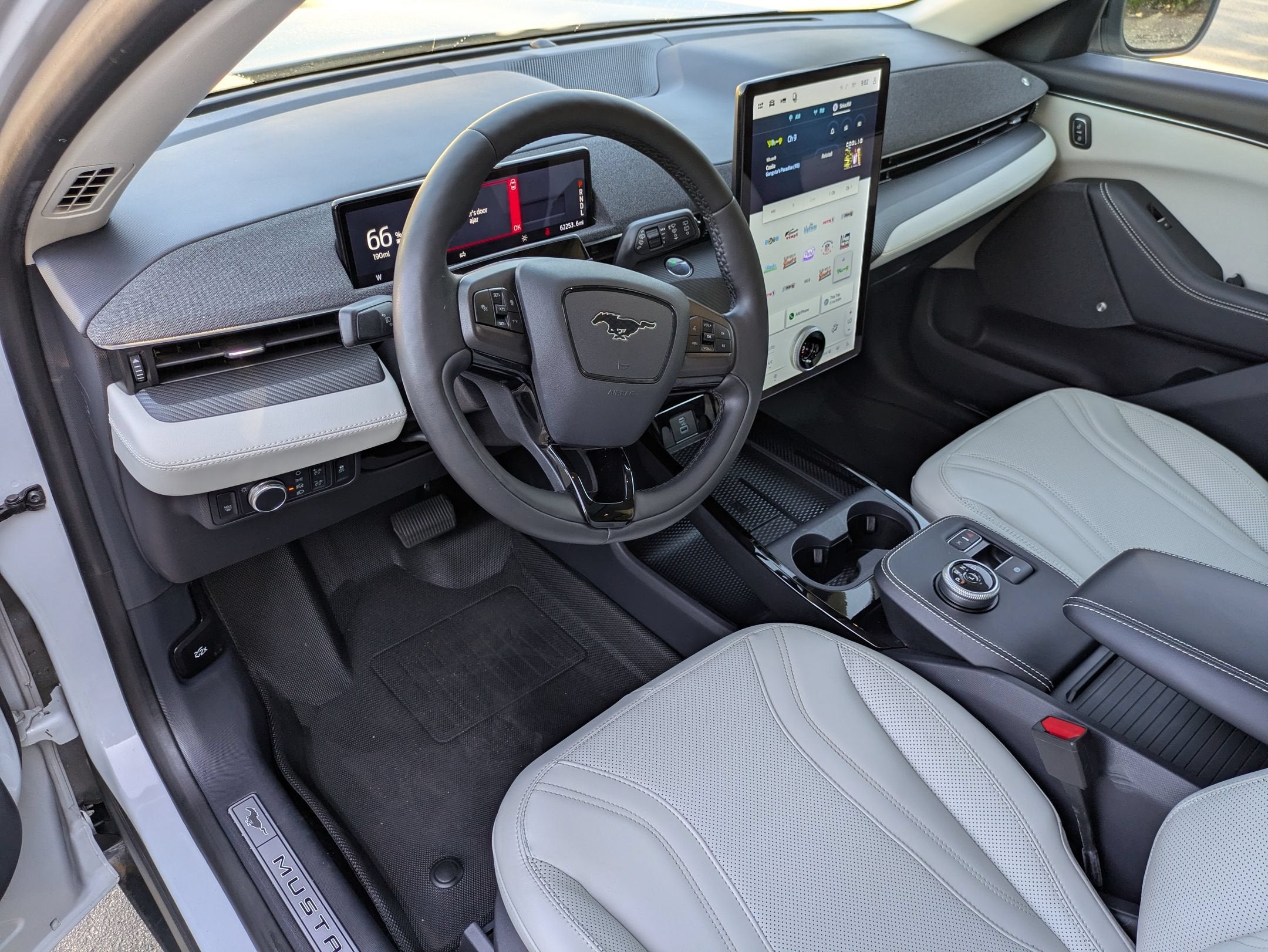 2022 Ford Mustang Mach-E Premium