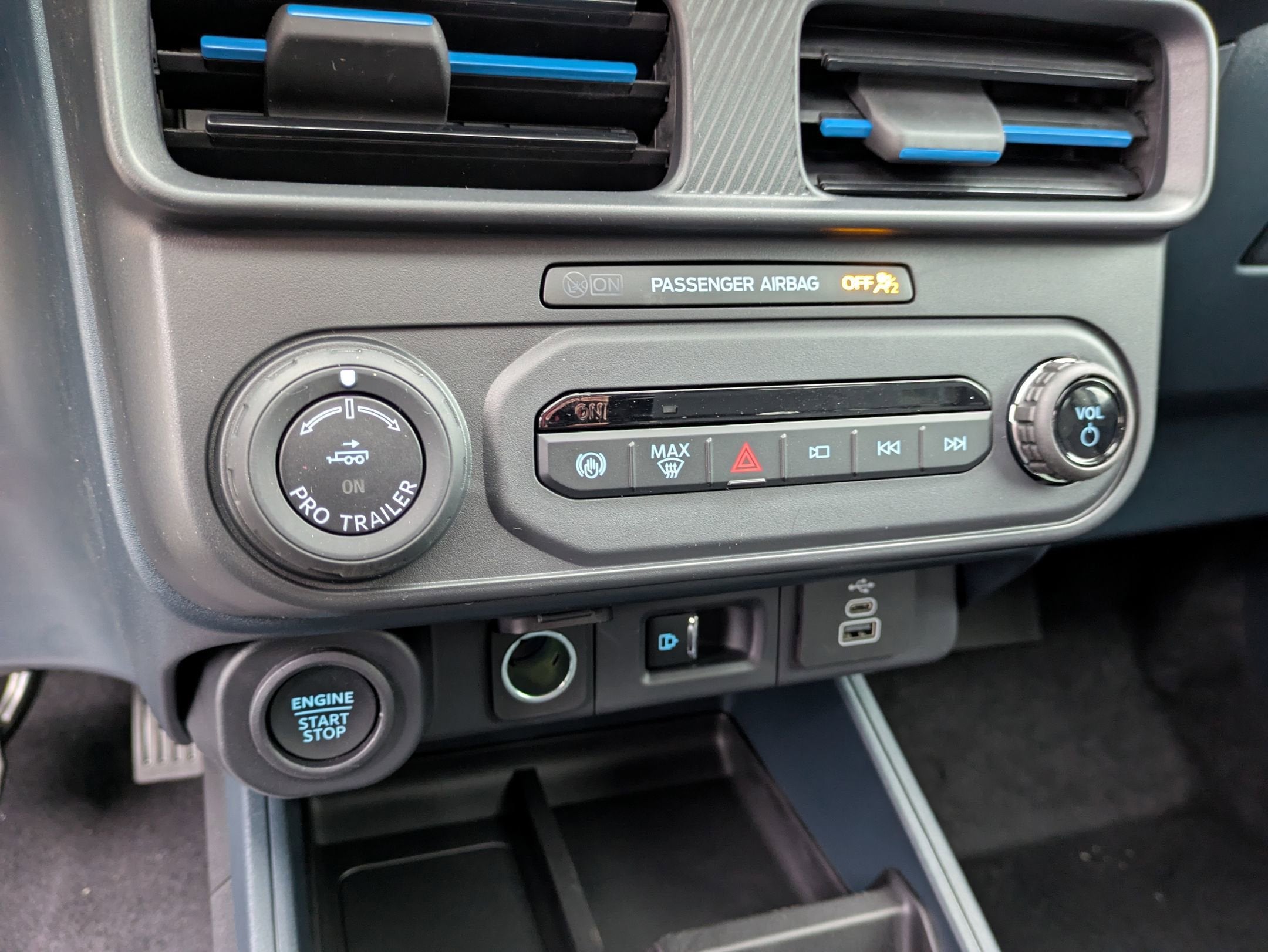 2026 Ford Maverick Lobo High