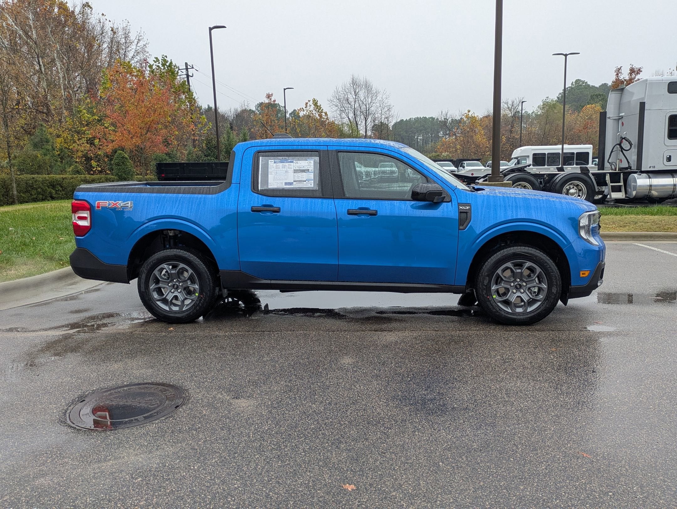 2025 Ford Maverick XLT