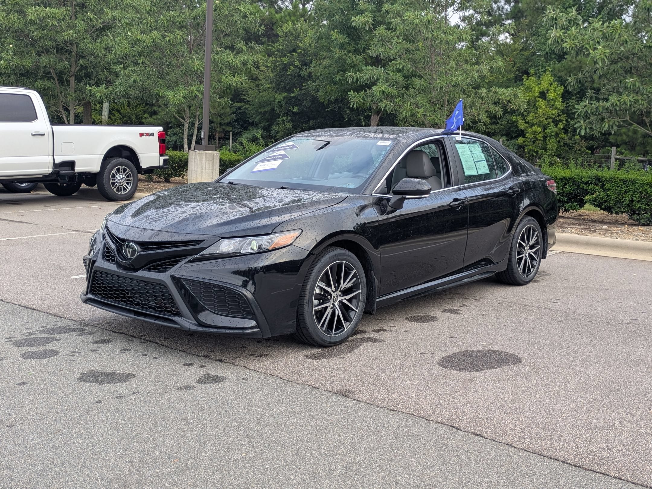 2024 Toyota Camry SE