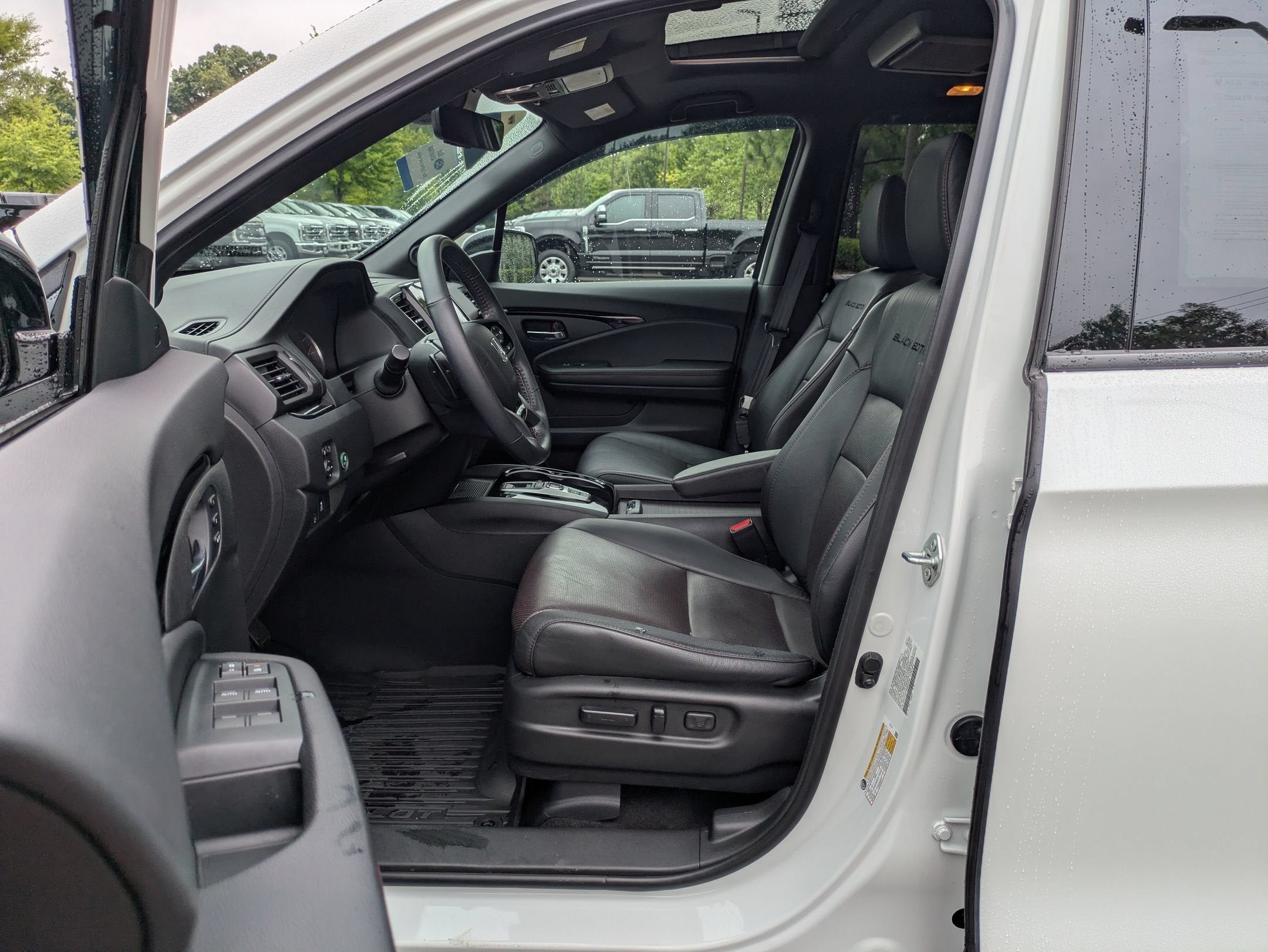 2022 Honda Pilot Black Edition
