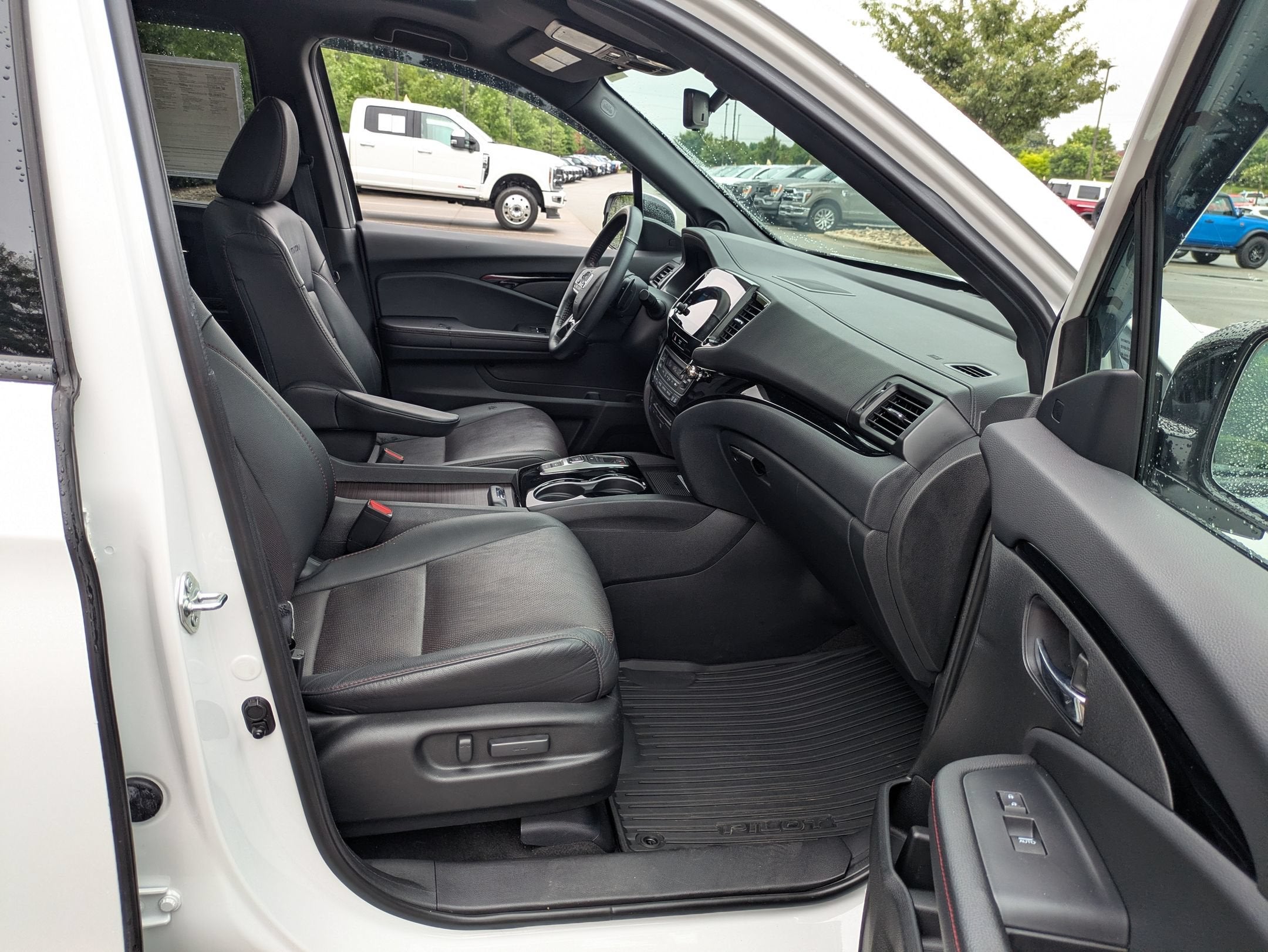 2022 Honda Pilot Black Edition
