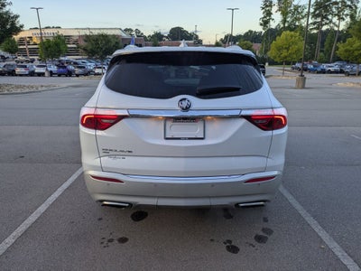 2024 Buick Enclave Essence