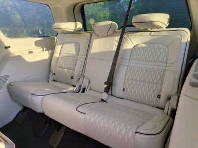 2024 Lincoln Navigator Black Label