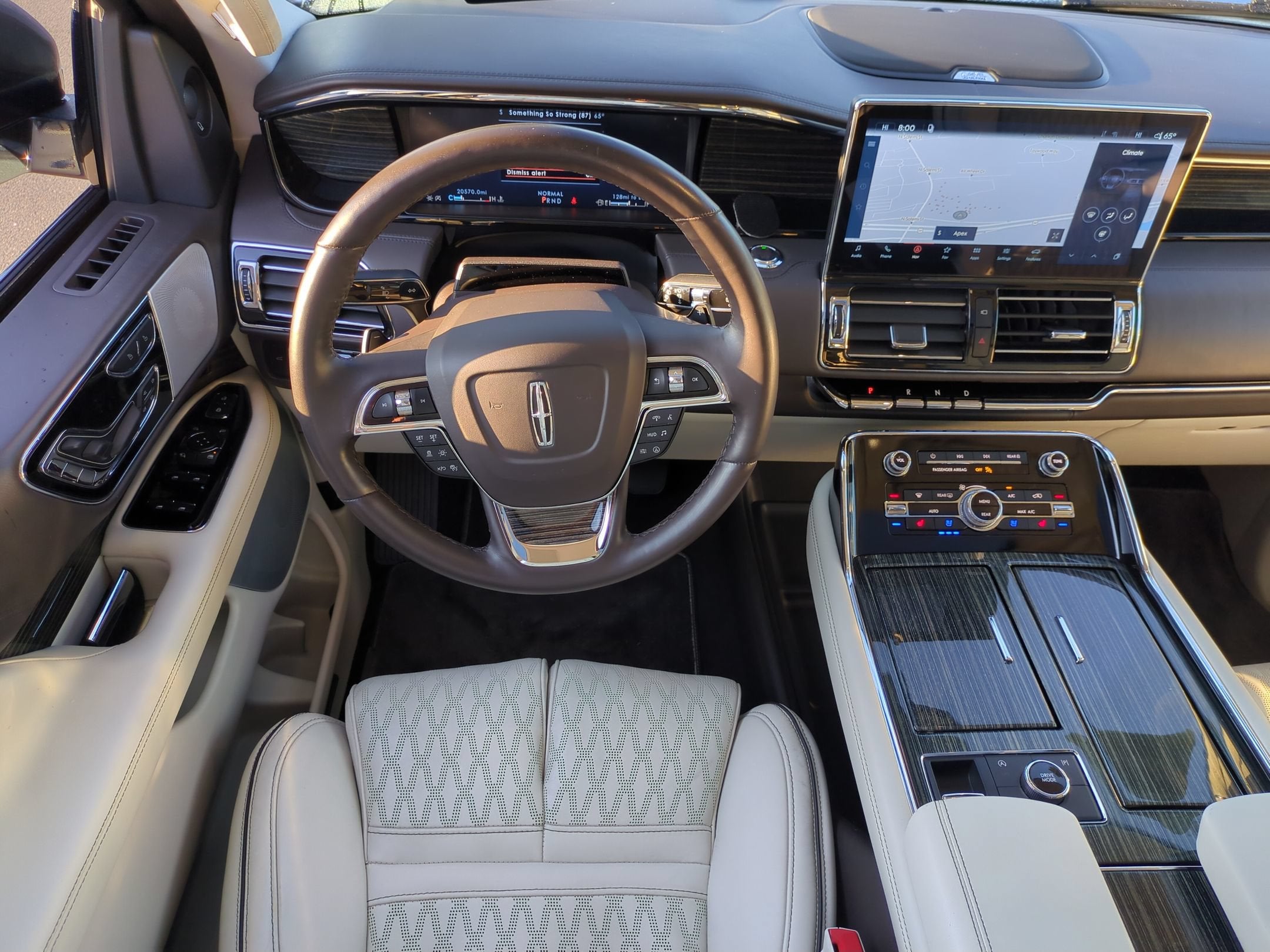 2024 Lincoln Navigator Black Label