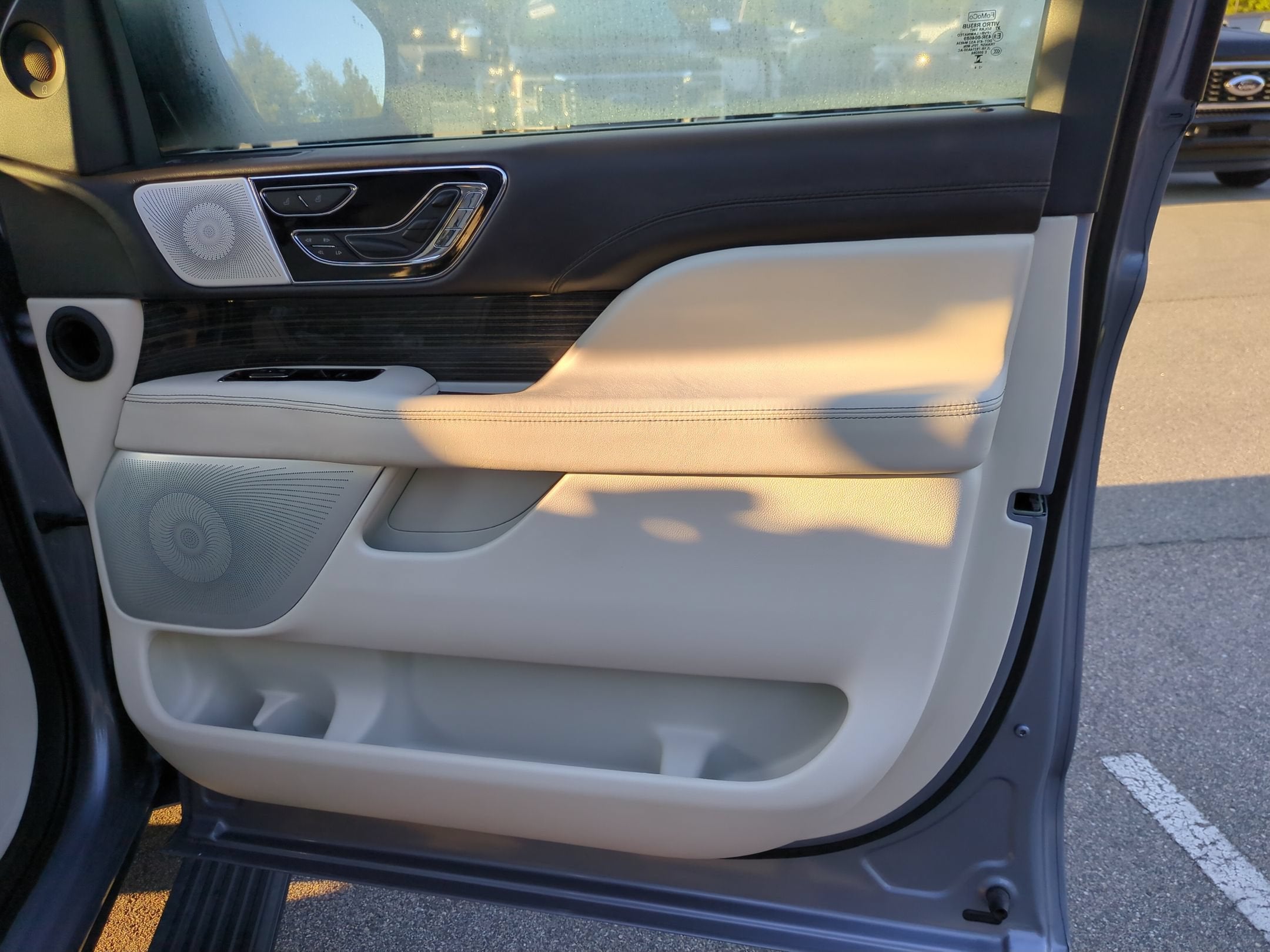 2024 Lincoln Navigator Black Label