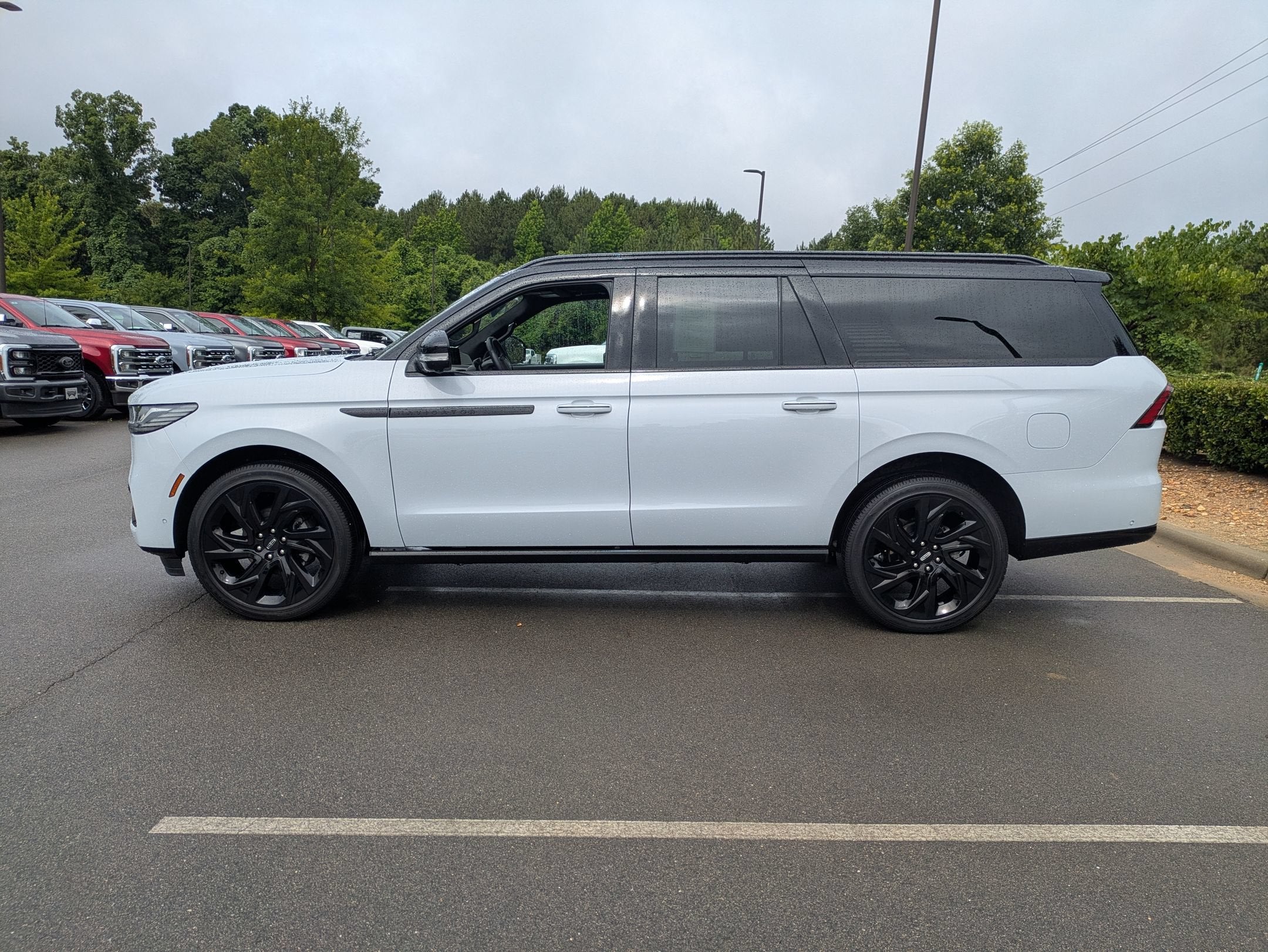 2025 Lincoln Navigator L Black Label