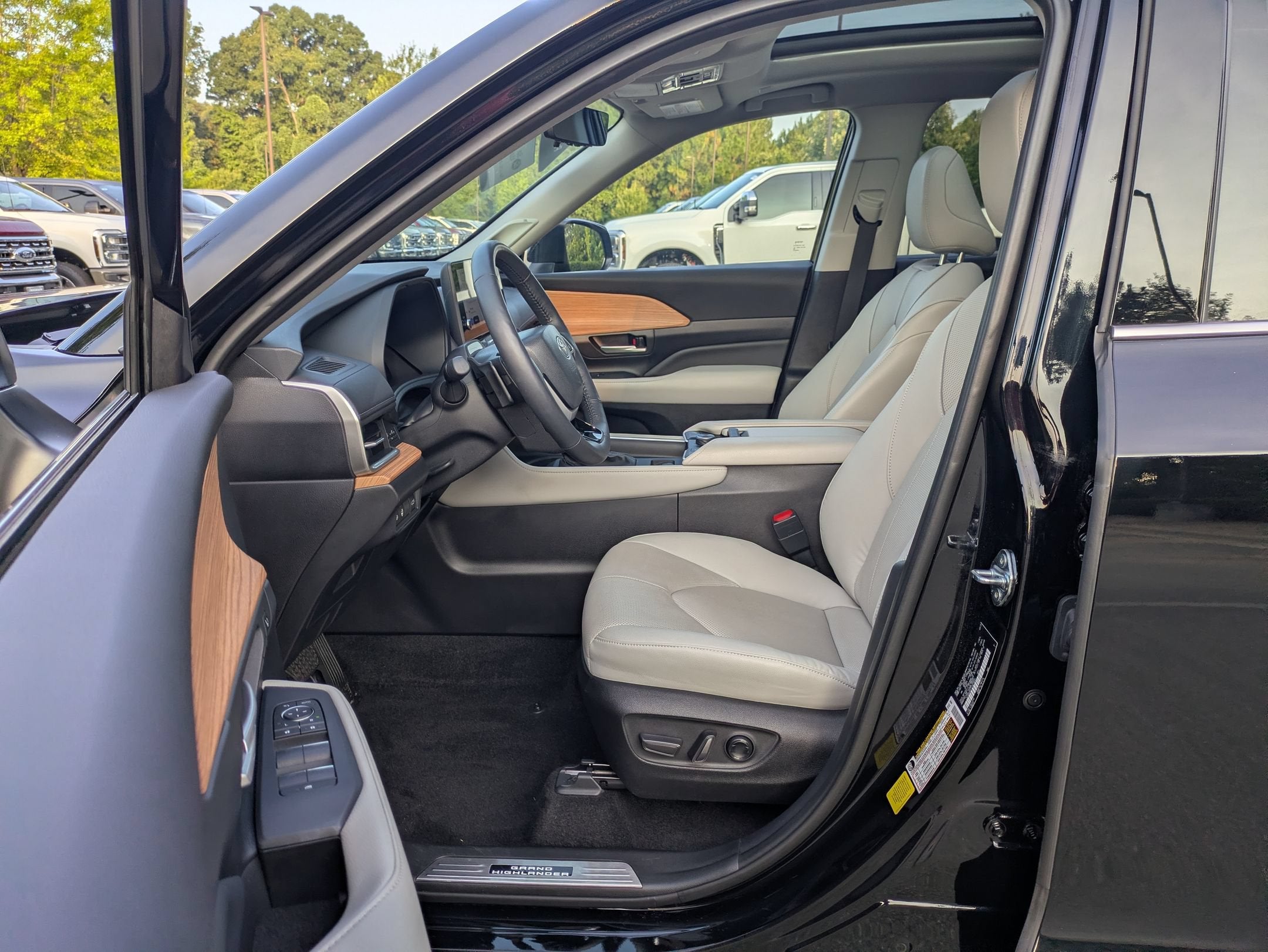 2025 Toyota Grand Highlander Platinum
