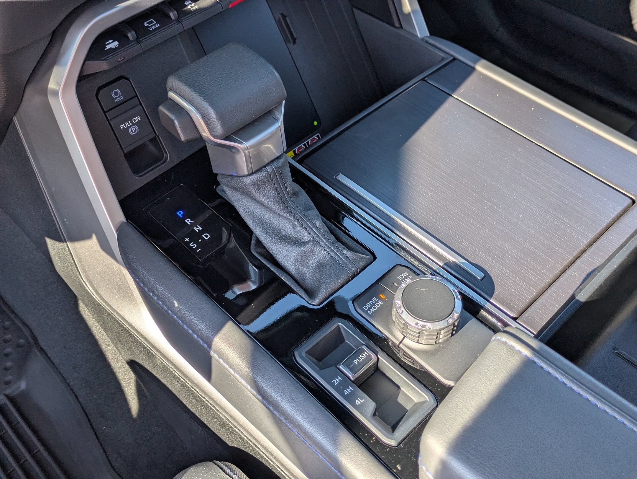2025 Toyota Tundra 4WD Platinum