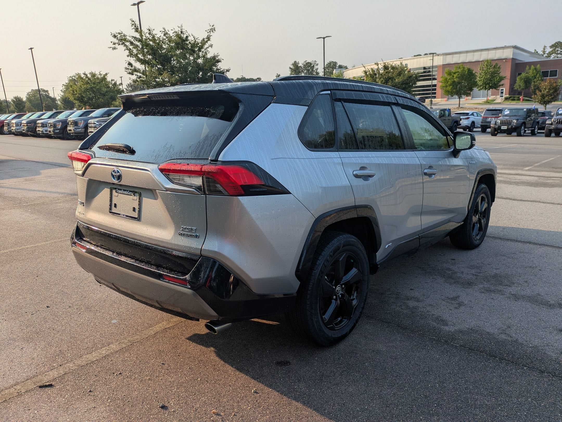 2020 Toyota RAV4 Hybrid XSE