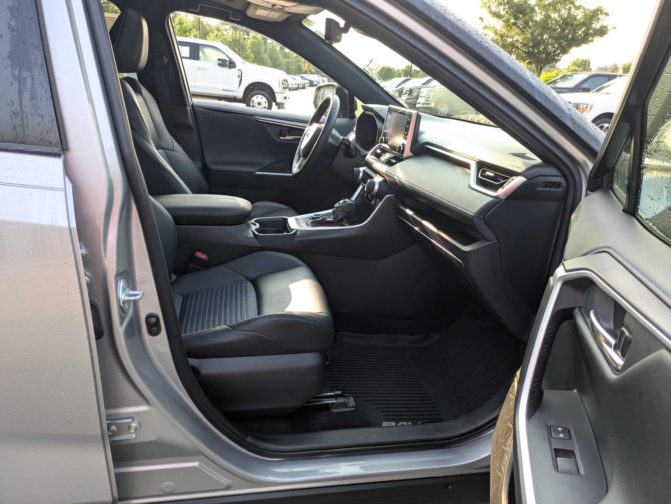 2020 Toyota RAV4 Hybrid XSE